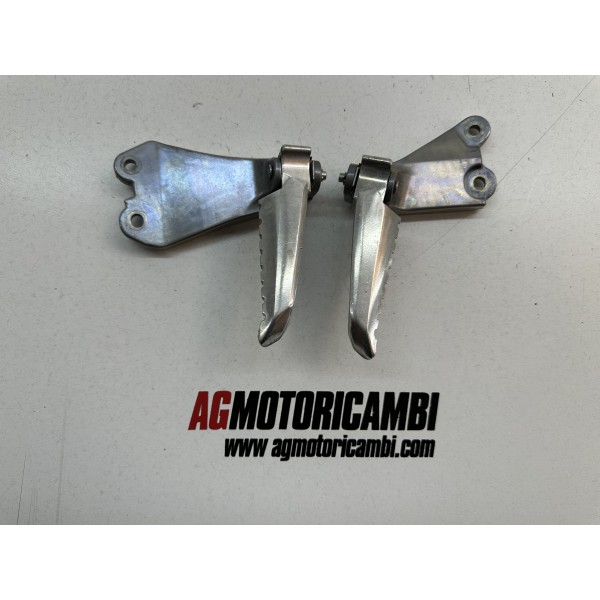 COPPIA PEDALINE PASSEGGERO DX SX YAMAHA N-MAX 125 E5 2021-2024